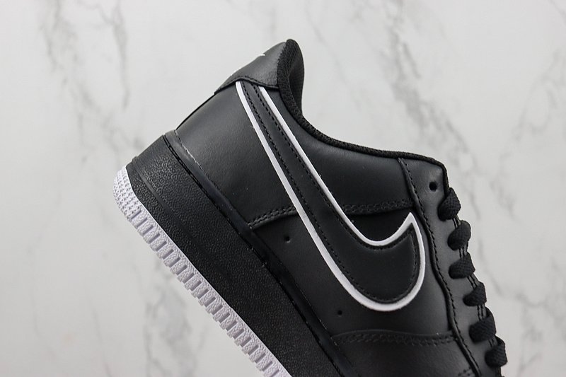 Nike Air Force 1 Low "Matte Black/White" фото № 3