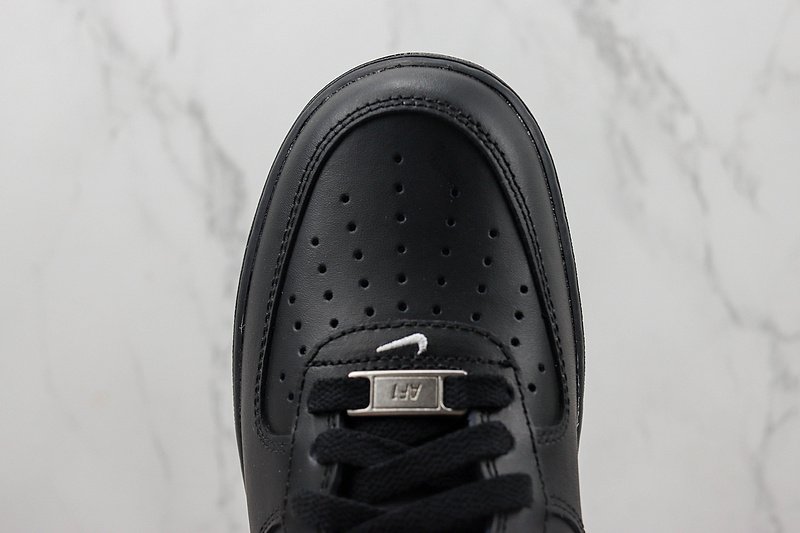Nike Air Force 1 Low "Matte Black/White" фото № 4