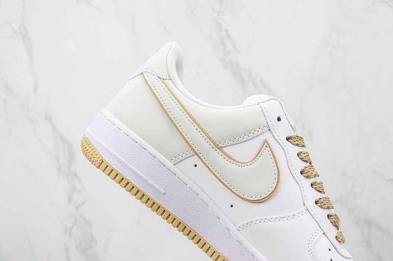 Nike Air Force 1 Low "Cream/Gold" фото № 3