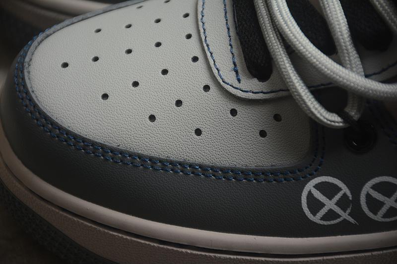 KAWS x Nike Air Force 1 "Industrial Grey" фото № 3