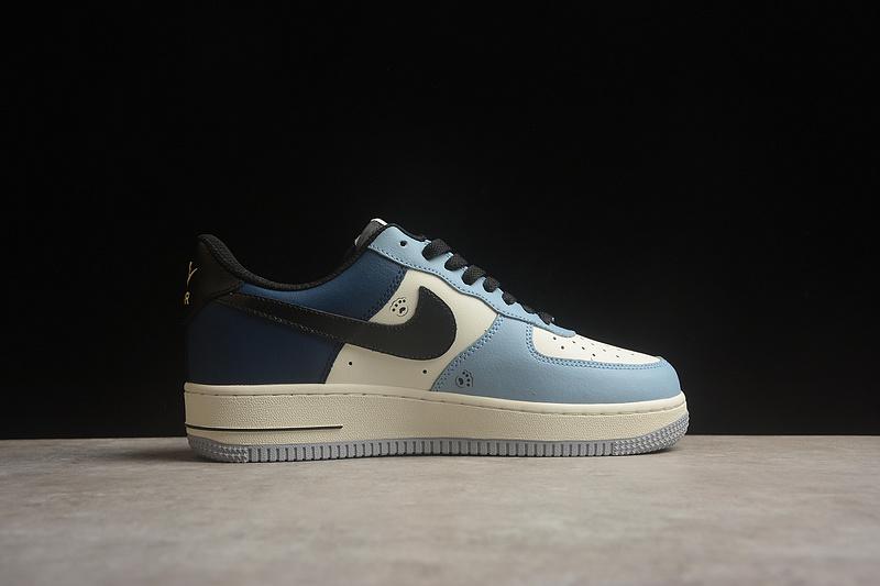 Nike Air Force 1 "Midnight Mischief" фото № 6