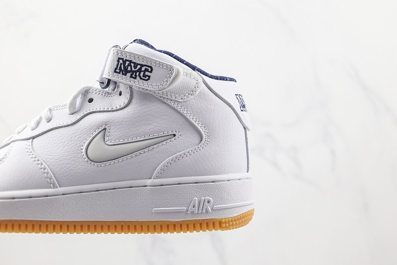 Nike Air Force 1 Mid QS "White/Midnight Navy/Gum Yellow" фото № 4