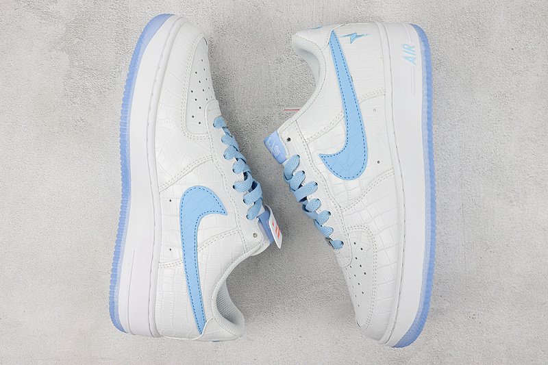 LaDainian Tomlinson x Nike Air Force 1 Low "1 World" фото № 6