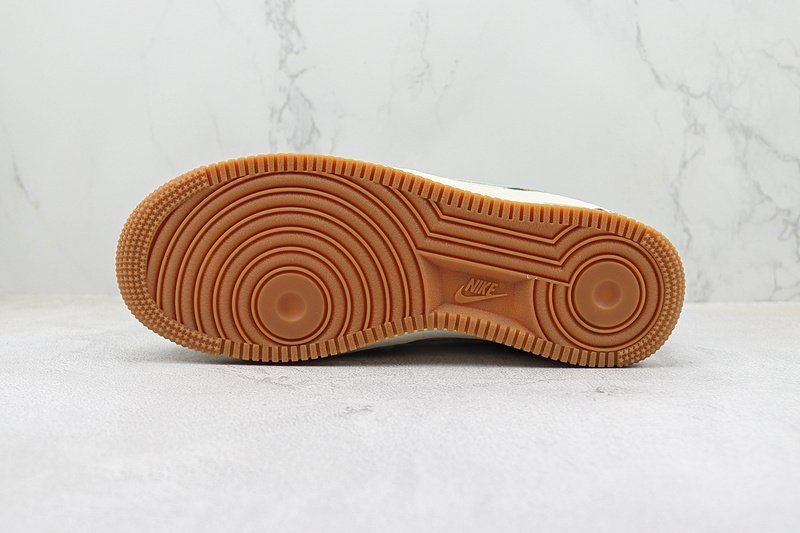 Nike Air Force 1 Low "Brown/Grey/Cream White" фото № 8