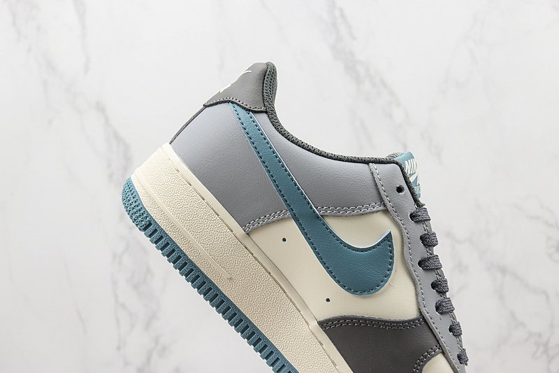 Comme des Garcons x Nike Air Force 1 Low "Rei Kawakubo/Grey" фото № 3