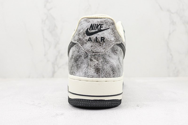 Nike Air Force 1 Low 07 "Light Grey/Rock Black/White" фото № 9
