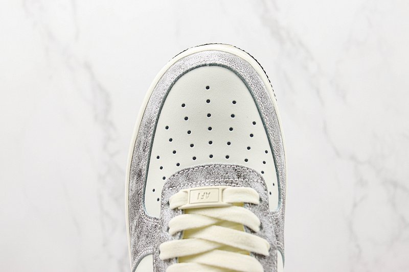 Nike Air Force 1 Low 07 "Light Grey/Rock Black/White" фото № 4