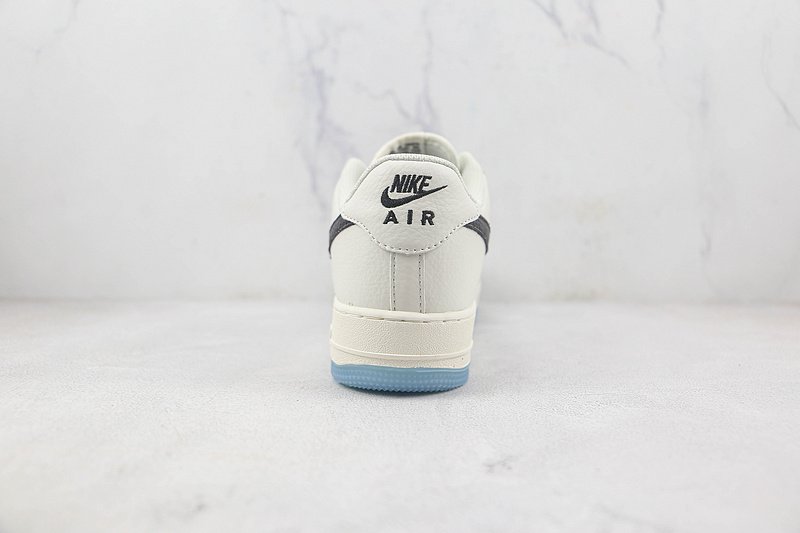 Nike Air Force 1 Low "Black Dove Joint" фото № 9