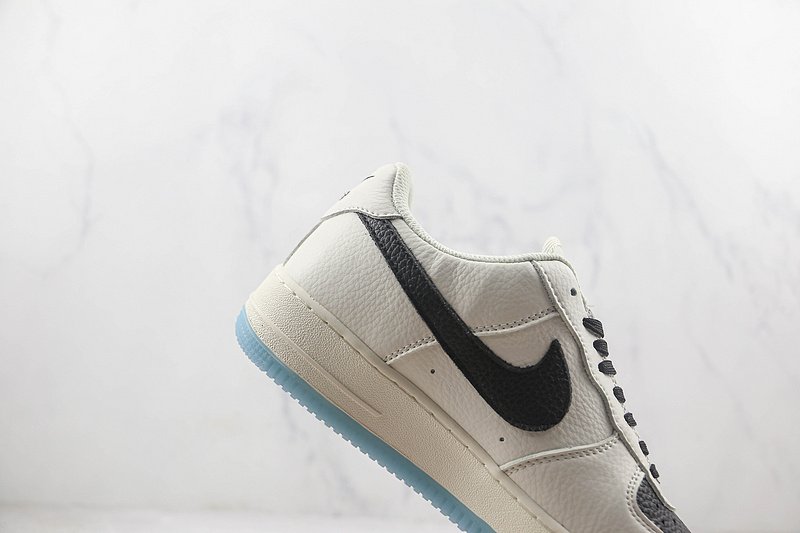 Nike Air Force 1 Low "Black Dove Joint" фото № 3