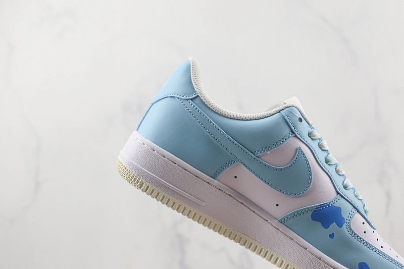 Nike Air Force 1 Low "Light Blue/Love" фото № 3
