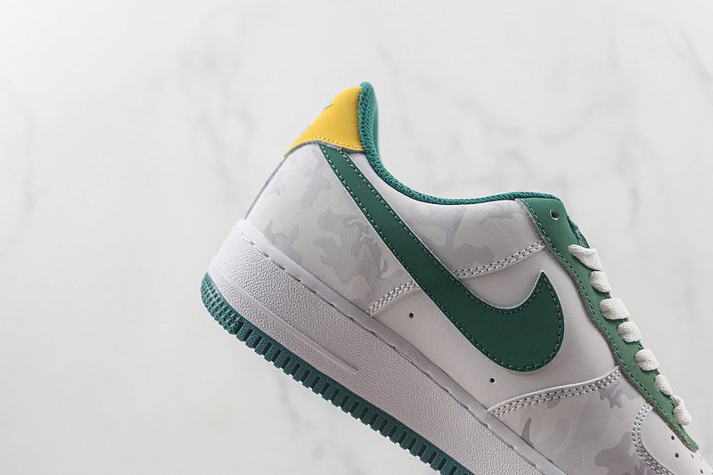 Nike Air Force 1 Low "Khaki Grey/University Green/White" фото № 3