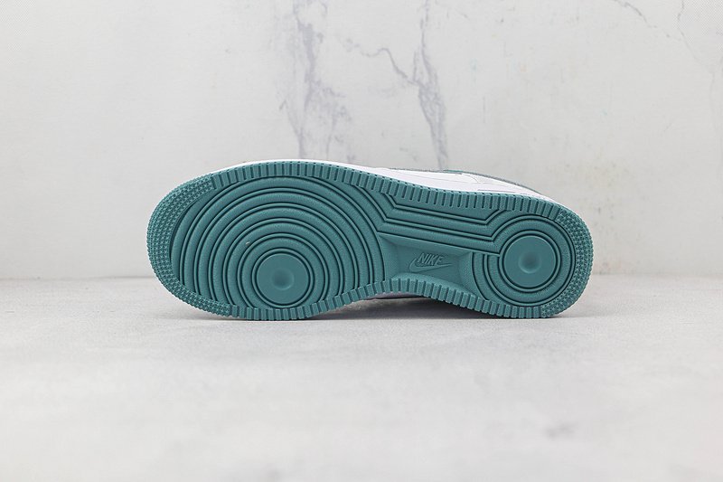 Nike Air Force 1 Low "Khaki Grey/University Green/White" фото № 8