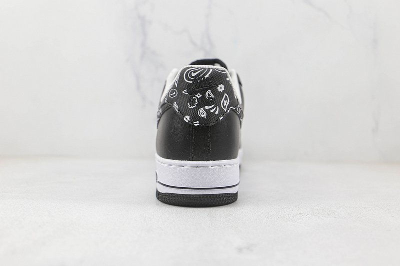 Nike Air Force 1 Low "Black Paisley" фото № 9