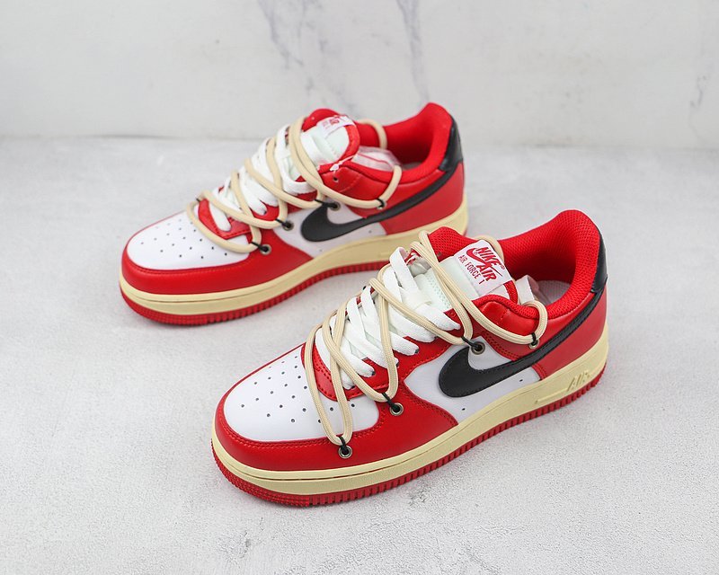 Nike Air Force 1 07 Low "University Red/White" фото № 5