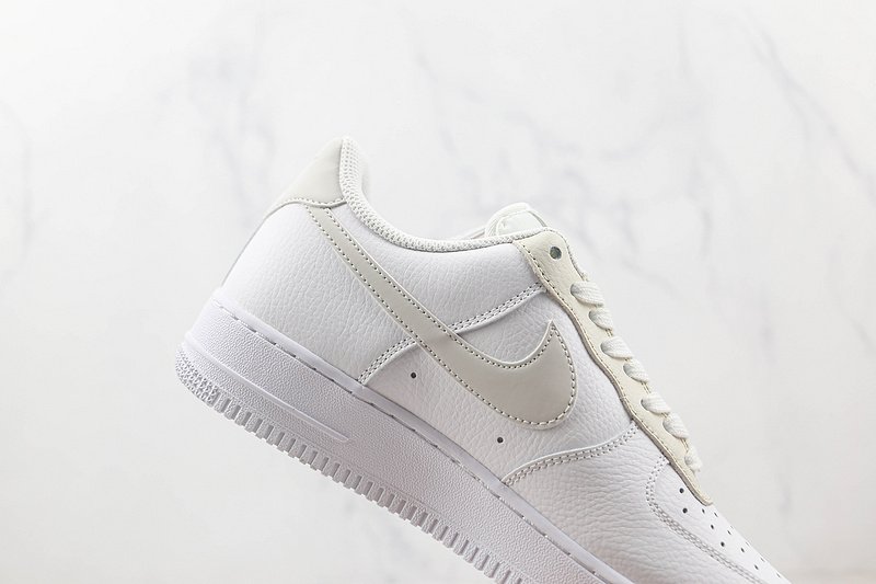 Nike Air Force 1 07 Low "White/Light Grey" фото № 4
