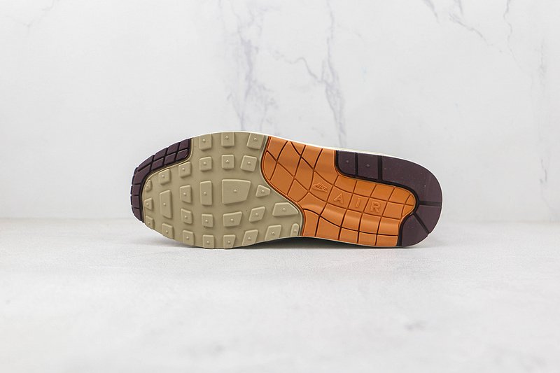 Patta x Nike Air Max 1 "Orange Monarch" фото № 8