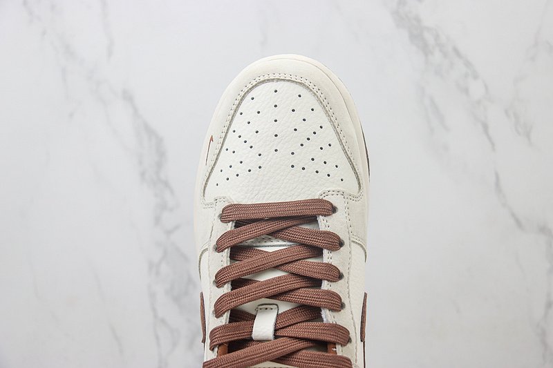 Stussy x Nike Dunk Low "Plum/Coconut Milk" фото № 4