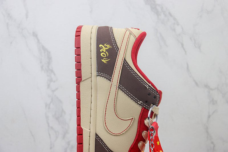 Nike Dunk Low "Year of the Dragon/Beige/Brown" фото № 3
