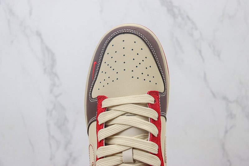 Nike Dunk Low "Year of the Dragon/Beige/Brown" фото № 4