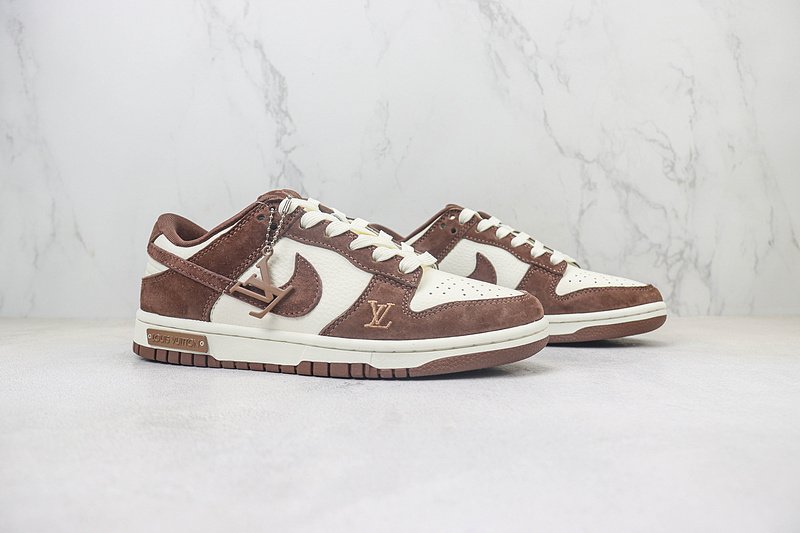 Louis Vuitton x Nike Dunk Low "Callie Brown/Cream White" фото № 6
