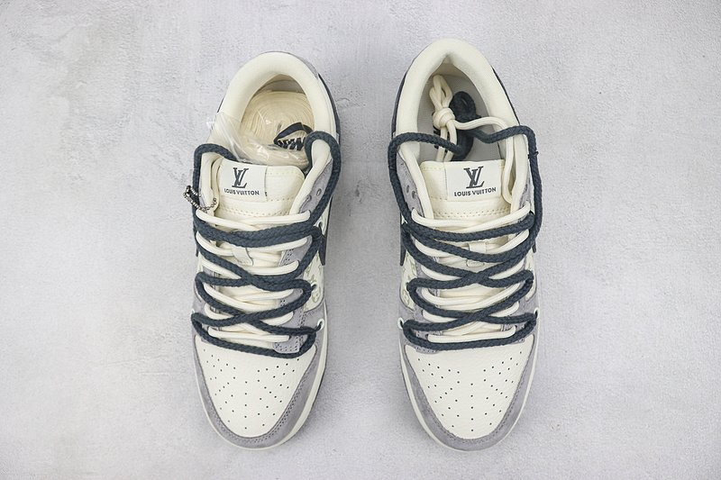 Louis Vuitton x Nike Dunk Low "Gossamer/White/Black/Monogram" фото № 7