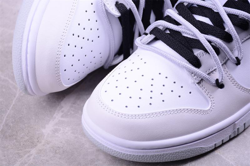 Nike Dunk Low "Black/White/Gray" фото № 6