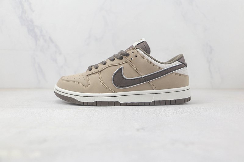 Otomo Katsuhiro x Nike SB Dunk Low "Light Brown" фото № 2