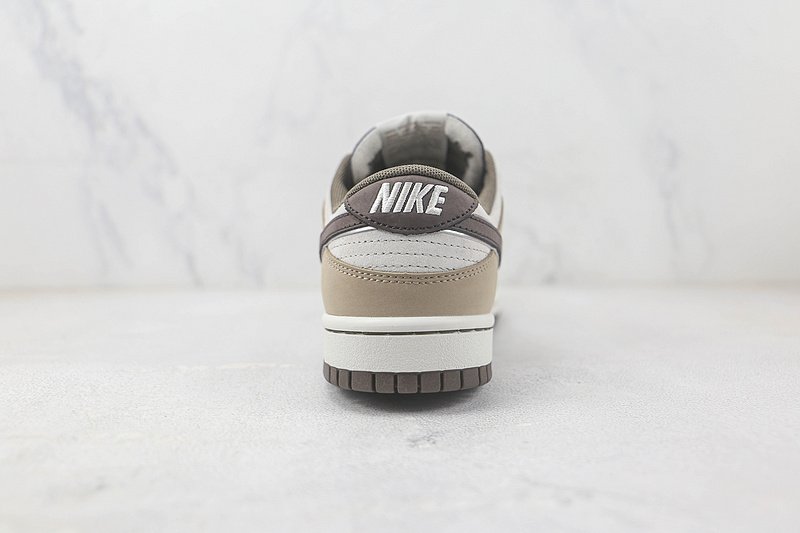 Otomo Katsuhiro x Nike SB Dunk Low "Light Brown" фото № 8