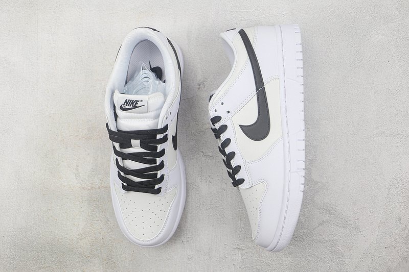 Nike SB Dunk Low "Reverse Panda" фото № 6