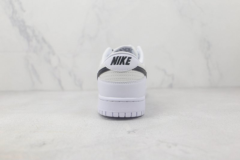 Nike SB Dunk Low "Reverse Panda" фото № 8