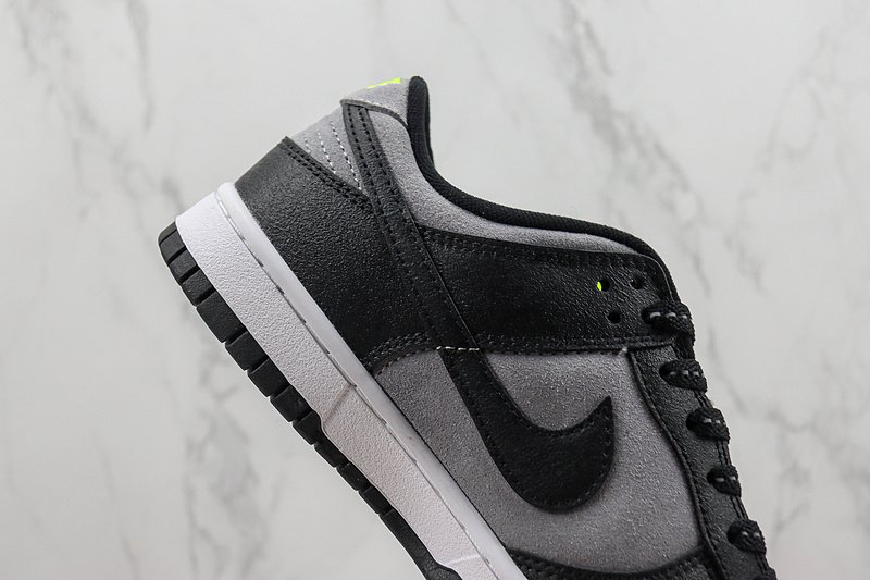 Nike SB Dunk Low "Peter Moore’s" фото № 4