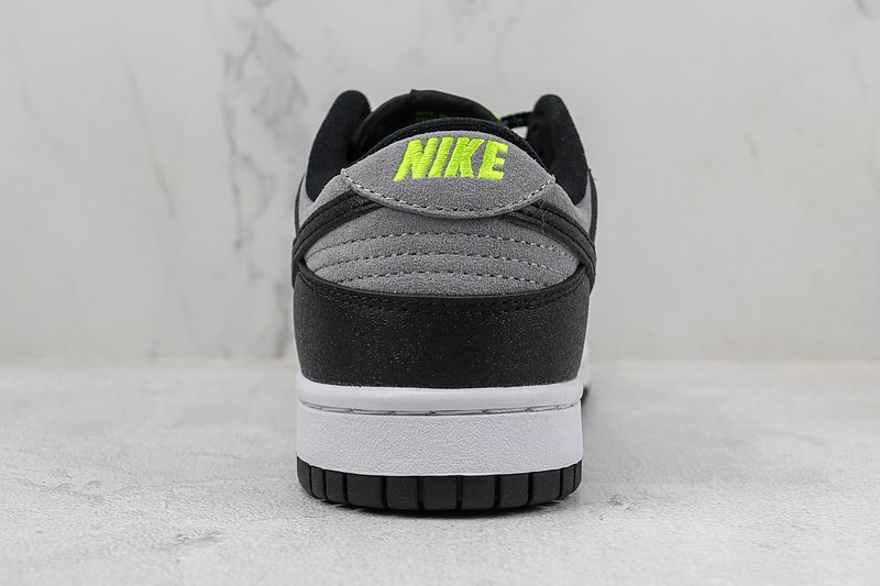 Nike SB Dunk Low "Peter Moore’s" фото № 8