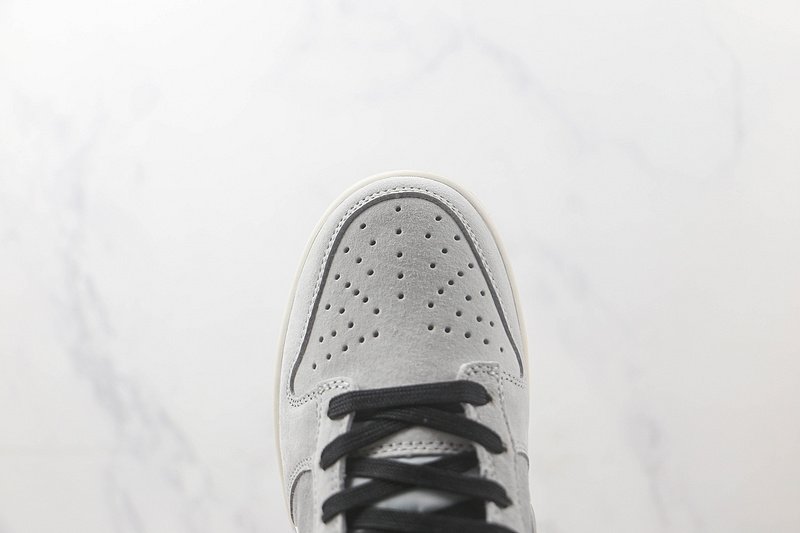 Otomo Katsuhiro x Nike SB Dunk Low "Steamboy OST/Grey/White" фото № 3