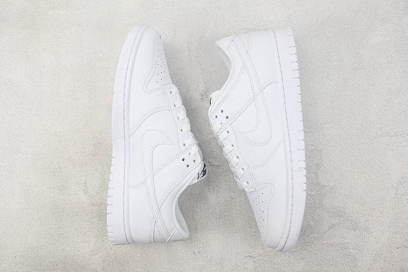 Nike Dunk Low "Triple White" фото № 6
