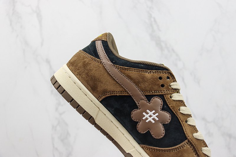 Nike Dunk Low "Water The Plant/Brown" фото № 3