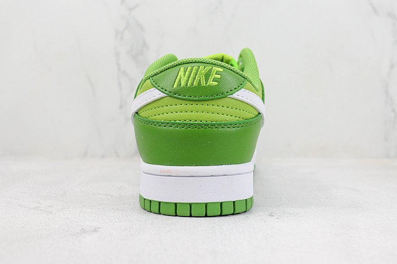 Nike Dunk Low "Chlorophyll" фото № 6