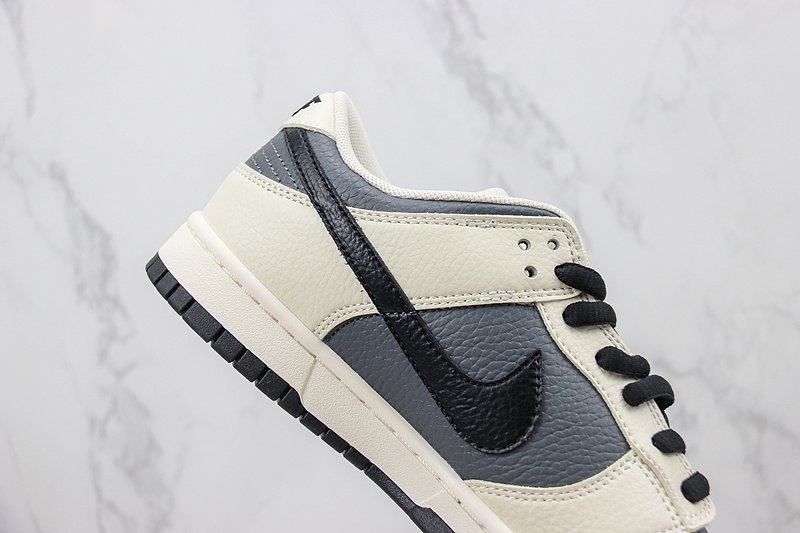 Nike Dunk Low "White/Black/Grey/Smiley" фото № 3