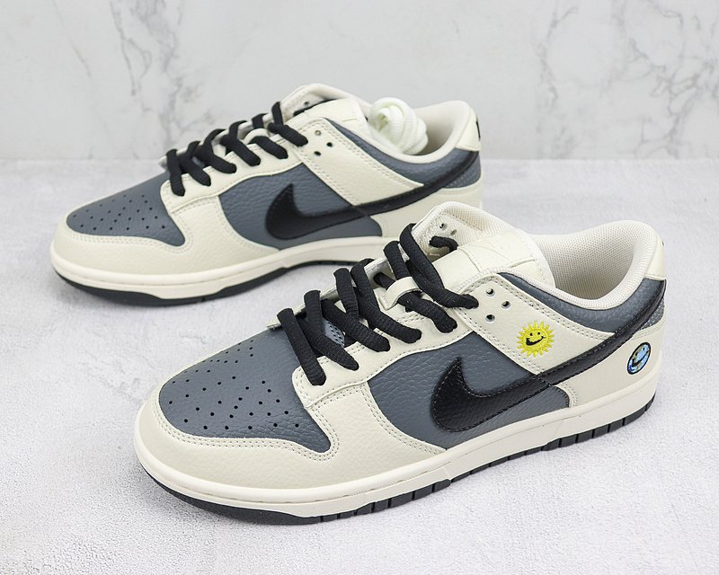 Nike Dunk Low "White/Black/Grey/Smiley" фото № 5