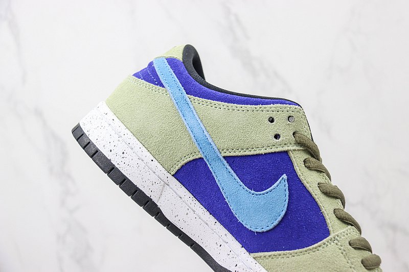Nike Dunk Low "Celadon" фото № 3