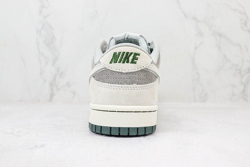 Otomo Katsuhiro x Nike Dunk Low "Steamboy OST/Grey/Dark Green" фото № 9