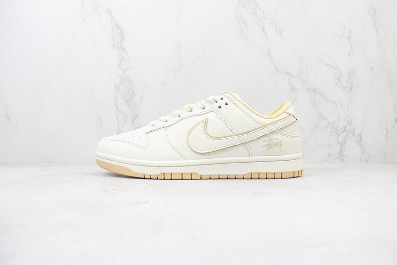 Stussy x Nike Dunk Low "Pearl White/Light Beige" фото № 2