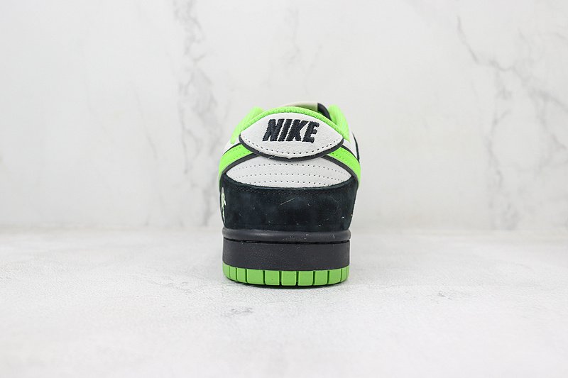 The Powerpuff Girls x Nike Dunk Low "Buttercup Utonium" фото № 9