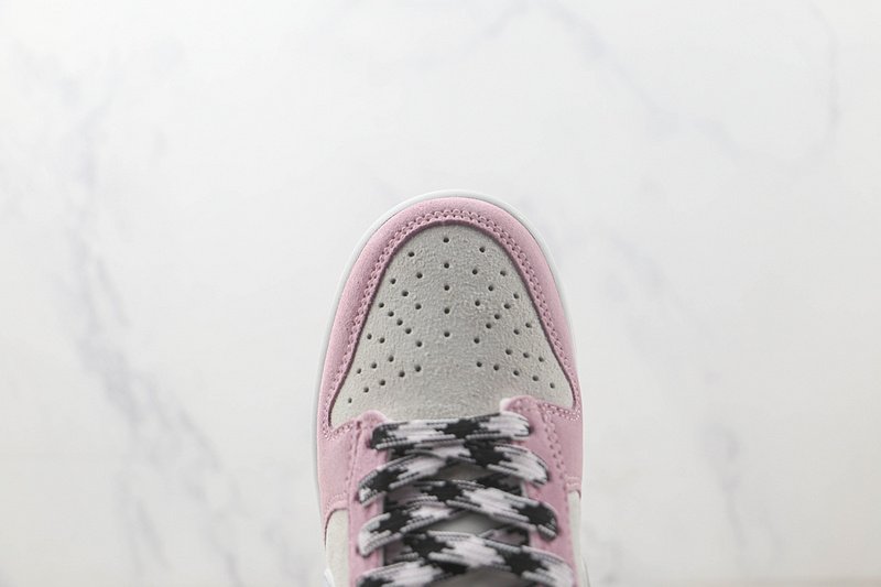 Nike Dunk Low LX "Pink Foam" фото № 3
