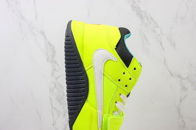 Travis Scott x Jordan Cut The Check "Neon Yellow" фото № 3