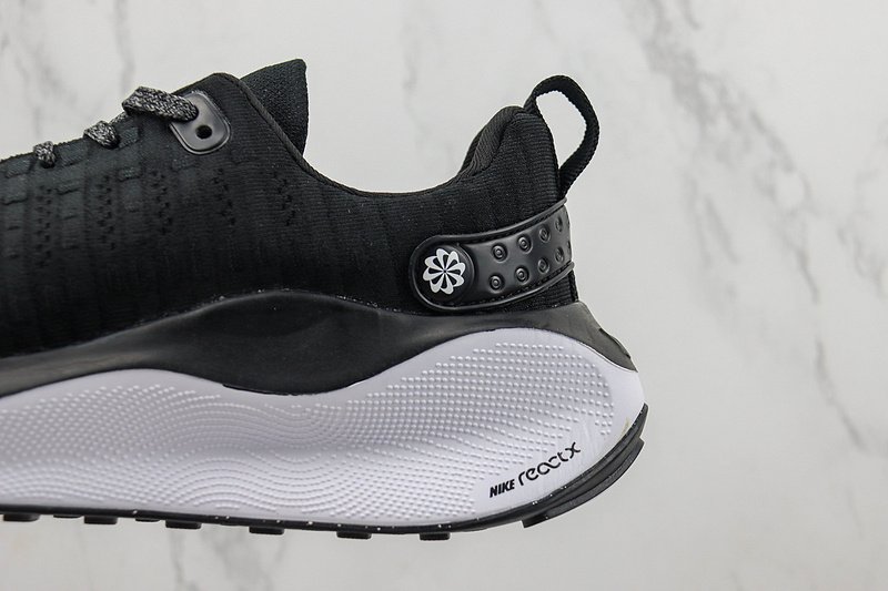 Nike ReactX Infinity Run 4 "Black/White" фото № 2