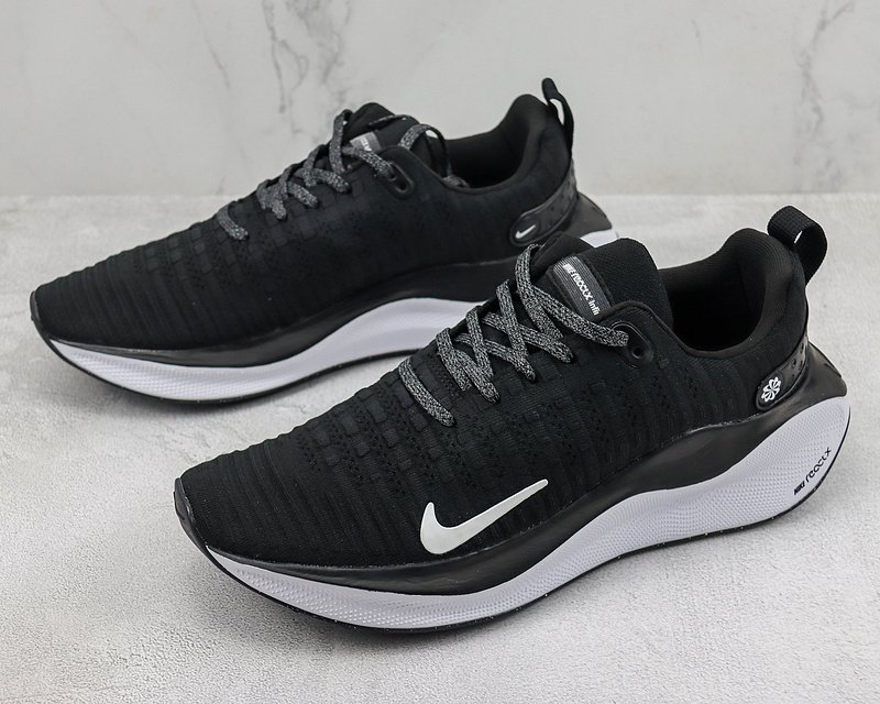 Nike ReactX Infinity Run 4 "Black/White" фото № 4