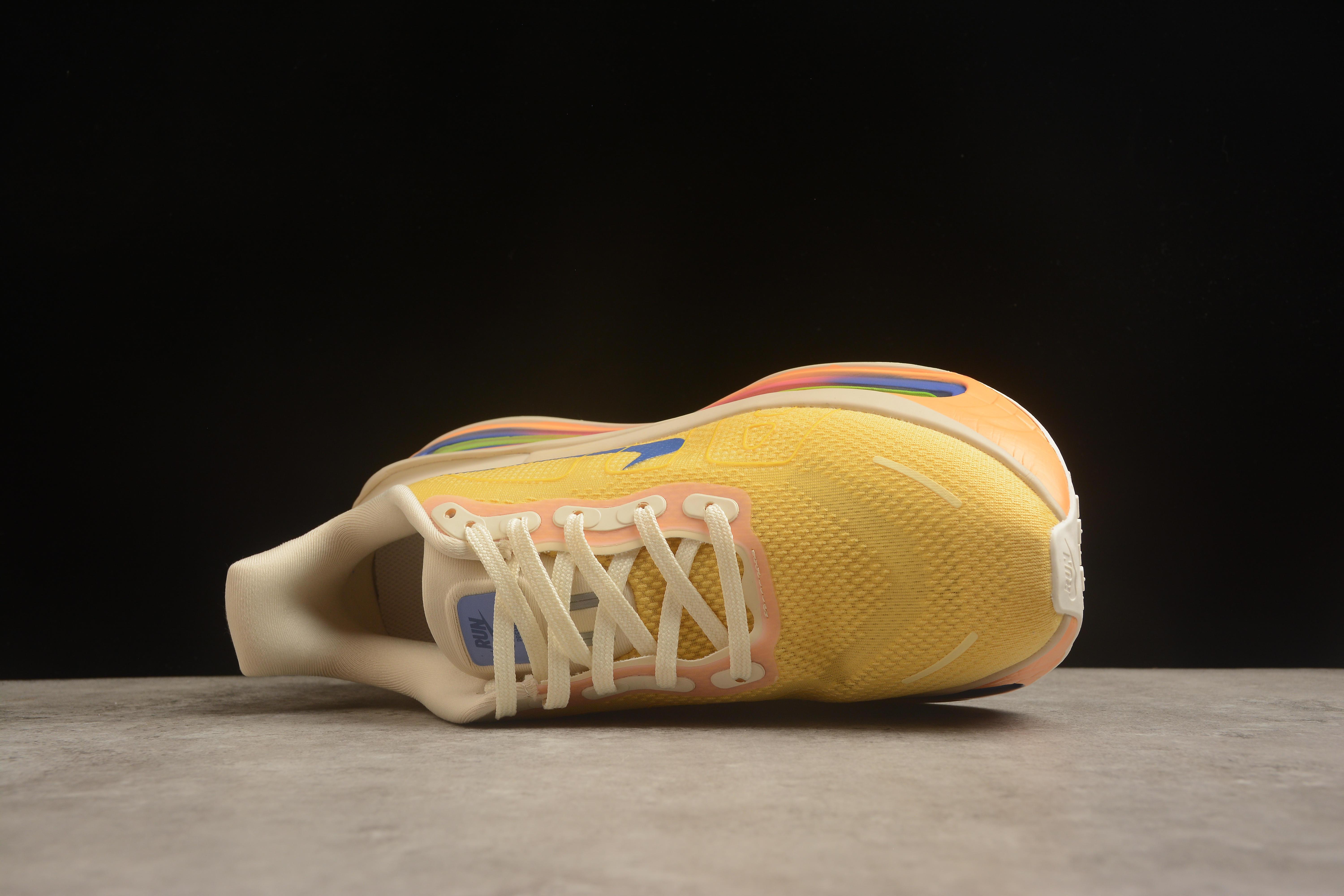 Nike Vomero Premium "Kumquat/Laser Orange" фото № 8