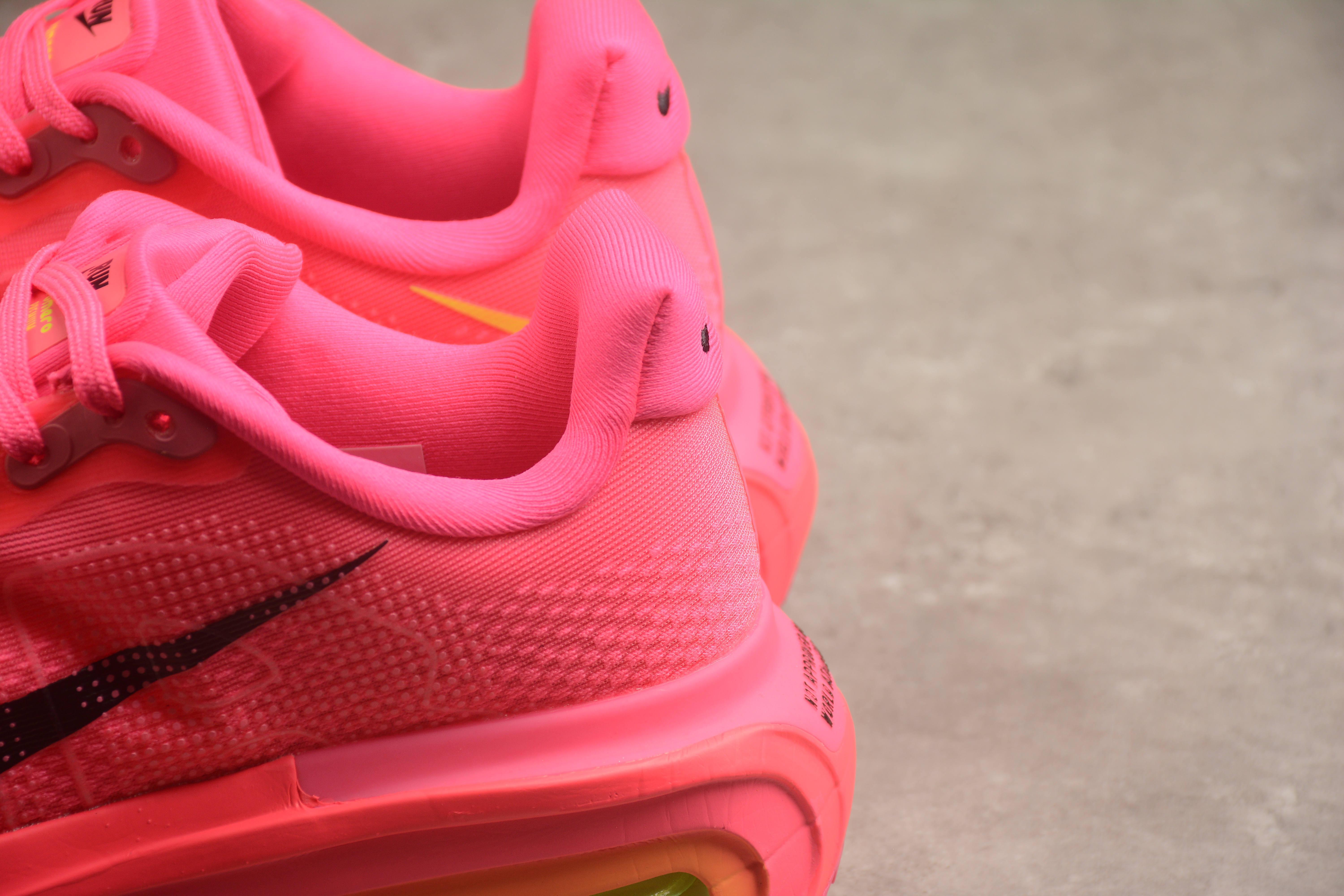 Nike Vomero Premium "Laser Pink/Pink Foam" фото № 6