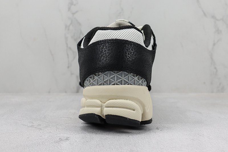 Nike Zoom Vomero 5 "Wolf Grey" фото № 9