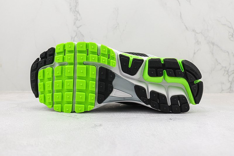 Nike Zoom Vomero 5 "Electric Green/Black" фото № 8